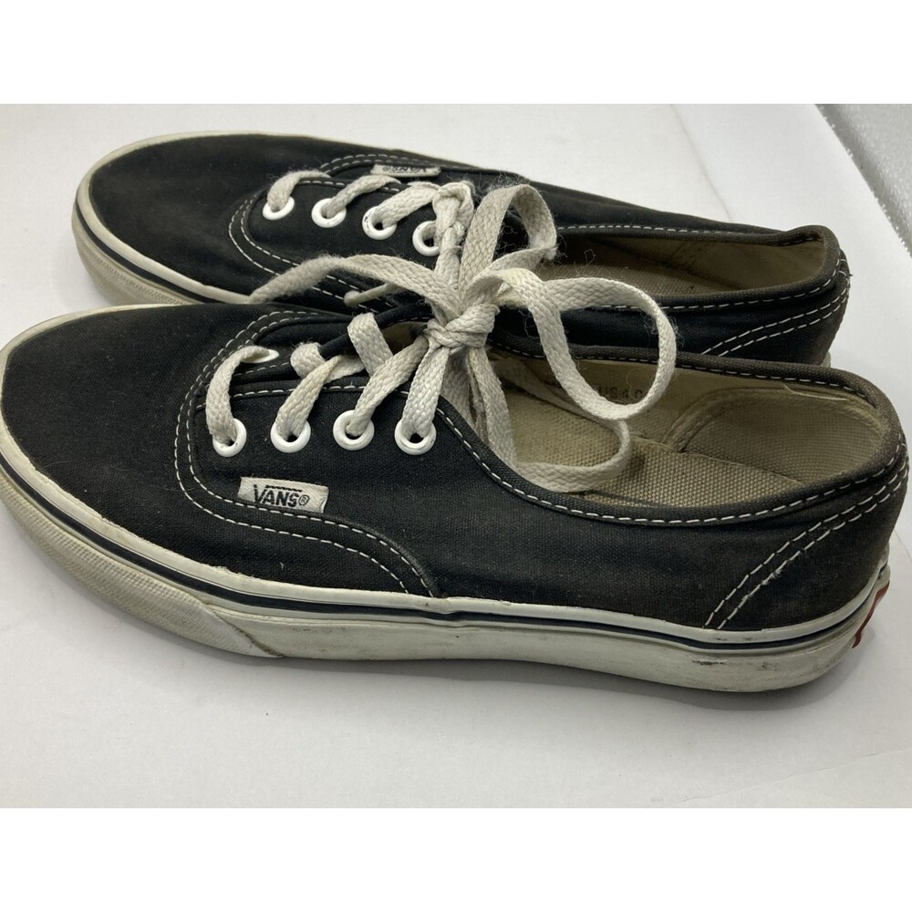 Vans Classic Authentic Skater Shoes Men s 4 & Women 5.5  Black White